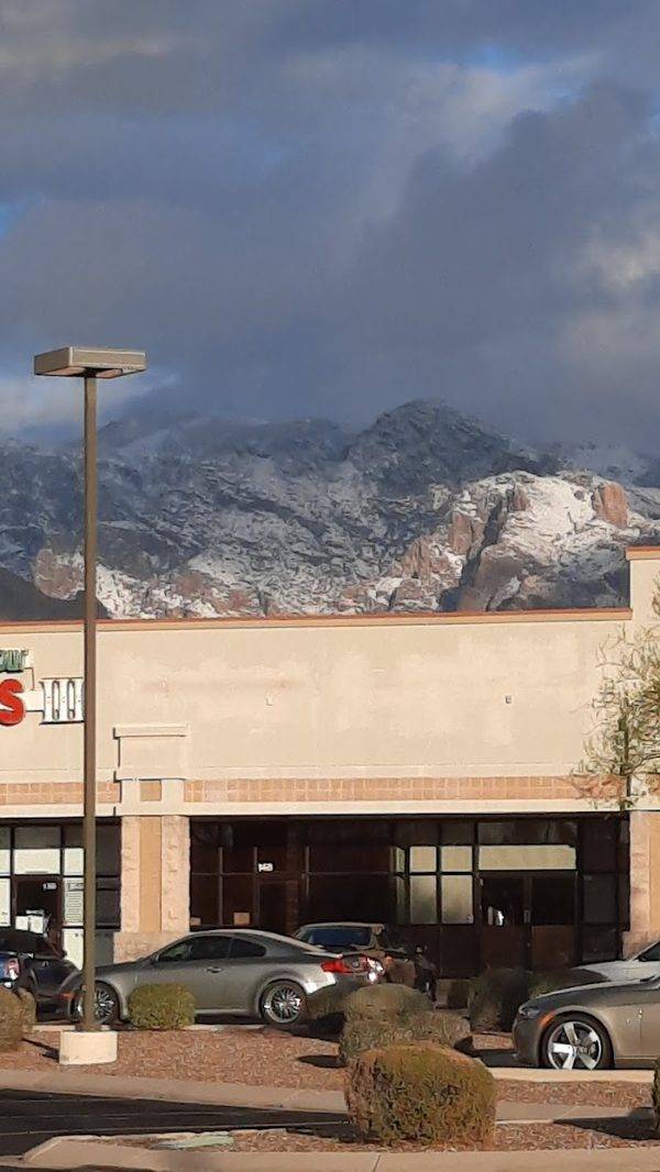 Desert Springs Shopping Center